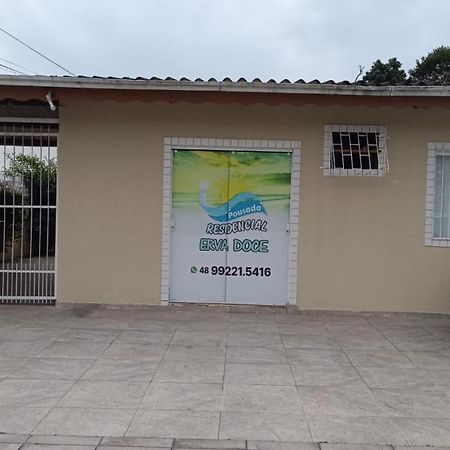 Residencial Erva Doce - 400M Da Praia De Canasvieiras Florianópolis Екстериор снимка